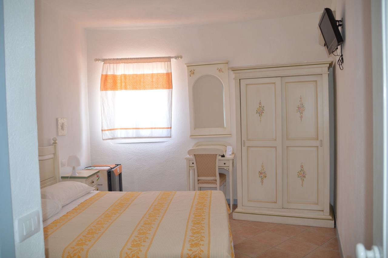 Hotel Il Timone Cugnana Luaran gambar